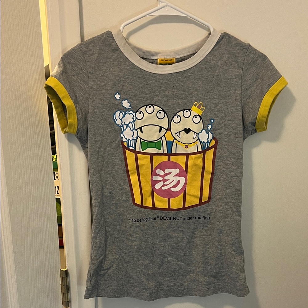 Gray and Yellow Graphic T-Shirt